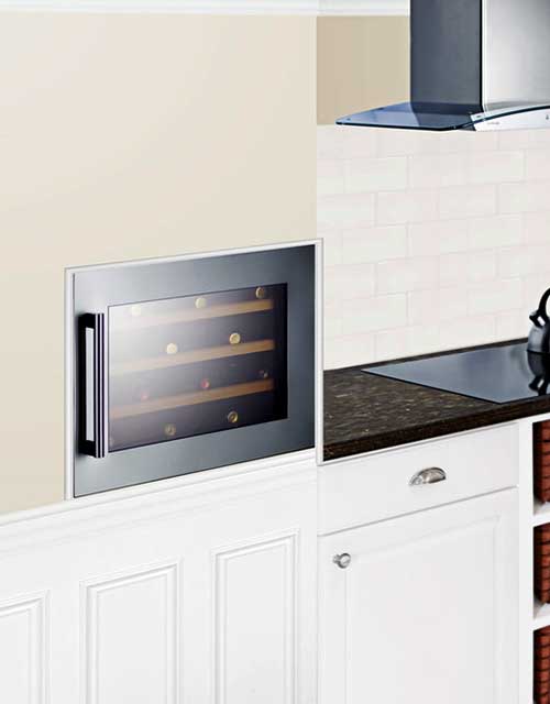 Summit 28 Bottle Fully Integrated Wine Cooler - Image 4